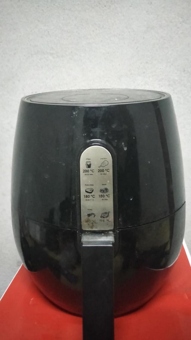 หม้อทอดไร้น้ำมัน Air fryer LQ-3501B 