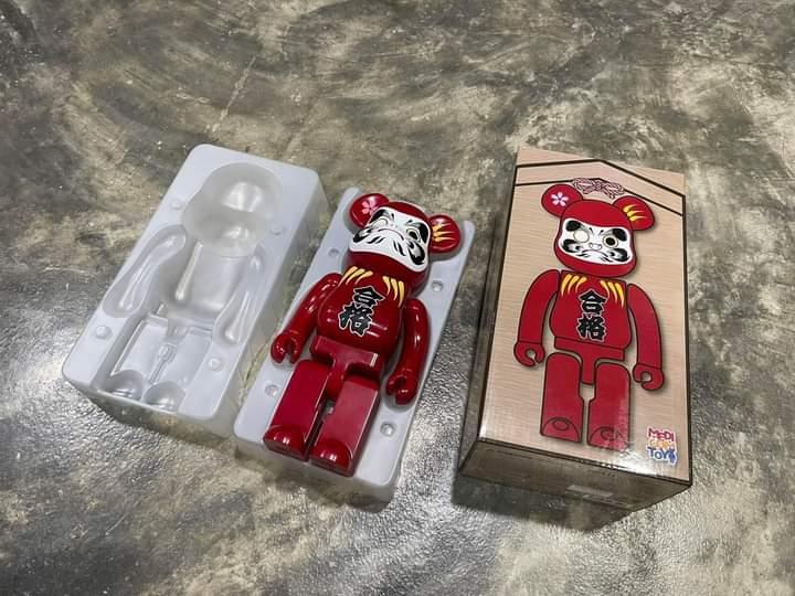 Bearbrick Daruma 3