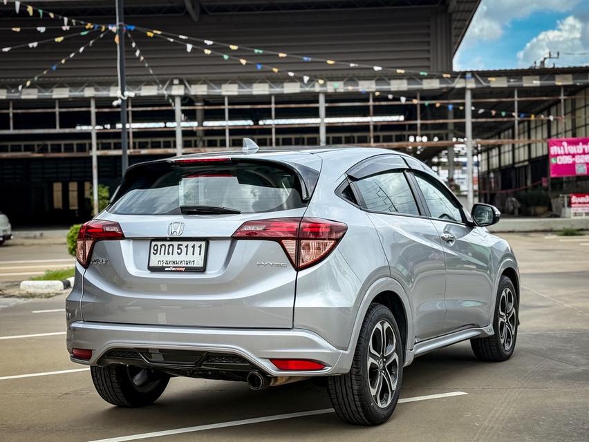 Honda HRV 1.8El ปี17 8