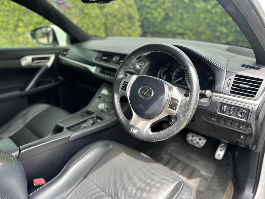 Lexus CT200h F-SPORT แท้ รถศูนย์ ปี 2013 เข้าศูนย์ตลอด 15