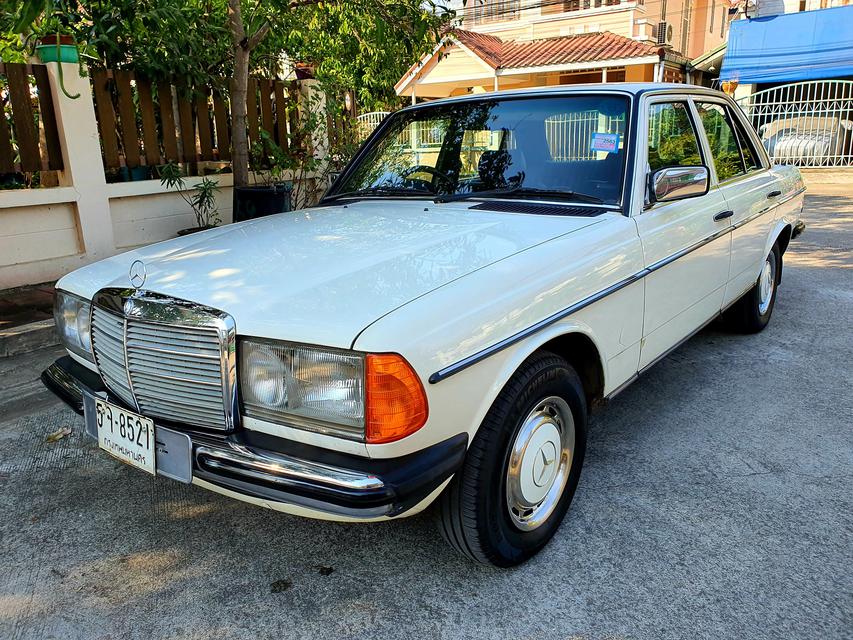 ขายแล้วครับ    Mercedes-Benz W123 230E 1