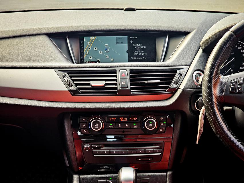 BMW  11