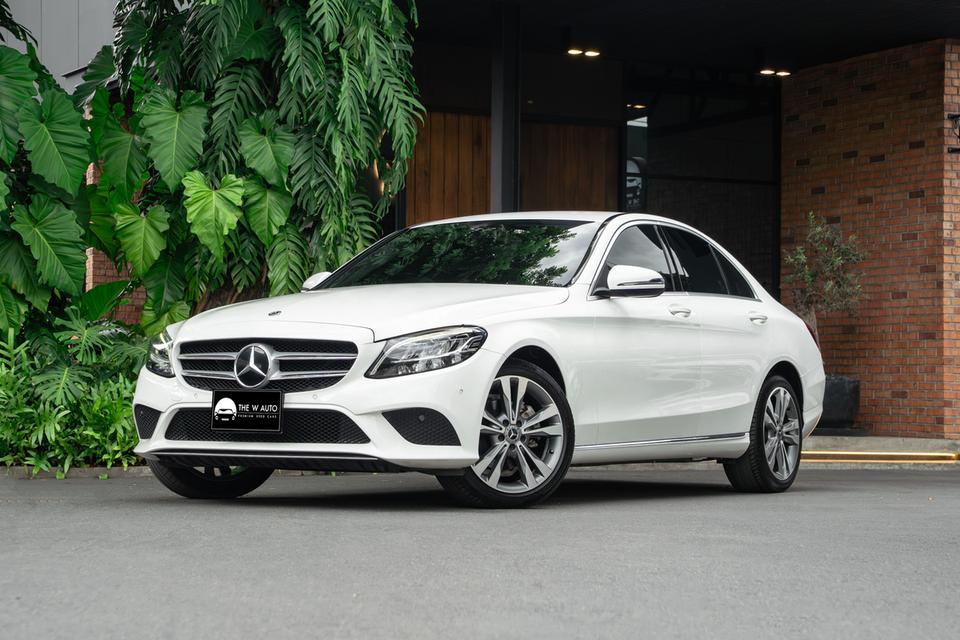 “Mercedes-Benz C220d Avantgarde” ปี 2020