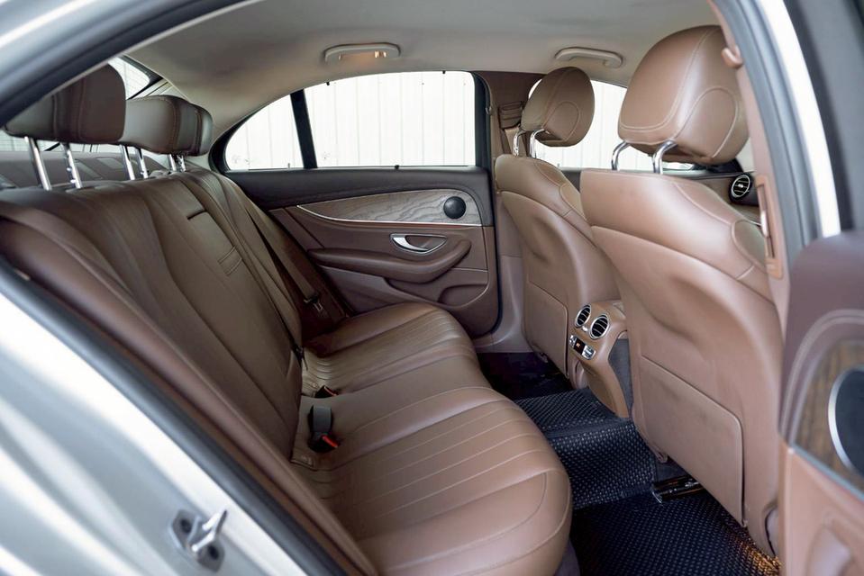 BENZ E-CLASS E300e 2.0 EXCLUSIVE ปี 2020  โฉม W213 ปี16-24 12