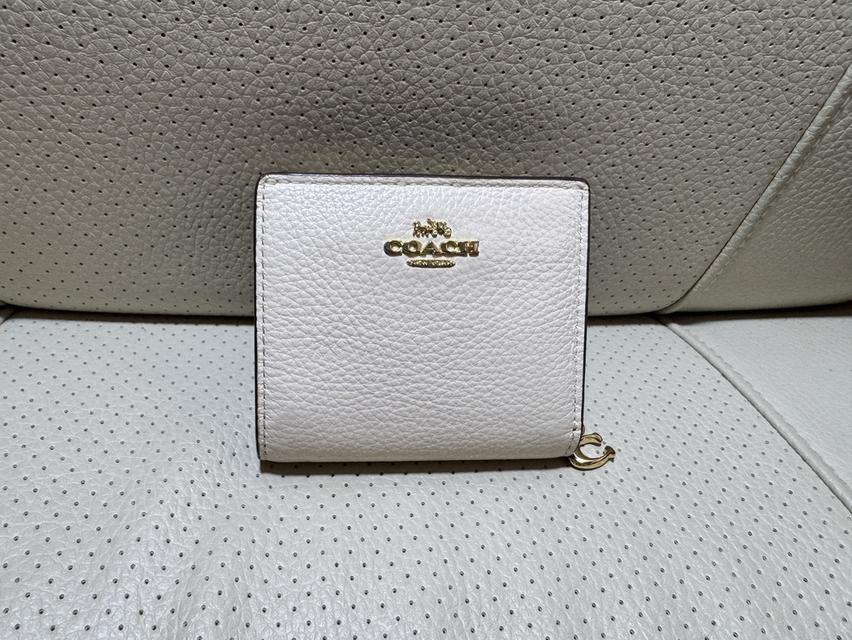 มือสองสภาพดีมาก Coach Snap Wallet in Signature Canvas  กระเป๋าสตางค์ใบเล็ก 2 พับ 2