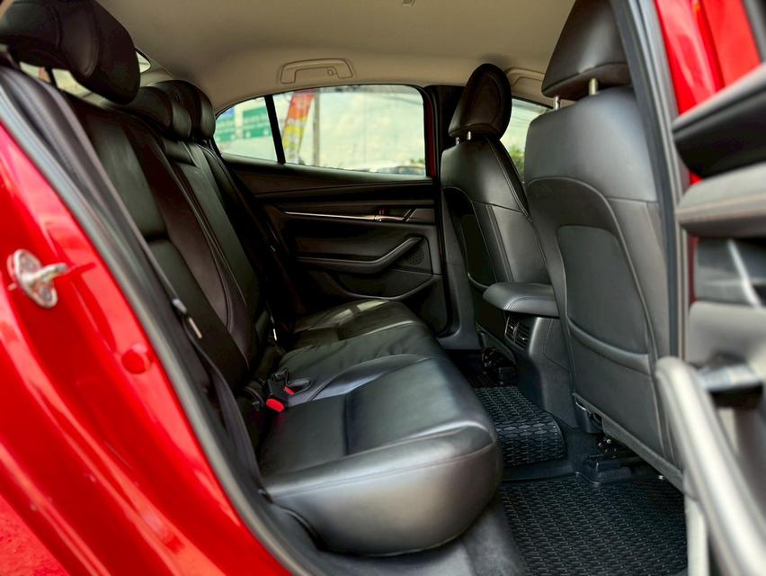 ปี 2020 MAZDA MAZDA3, 2.0 SP ตัวท็อป สีแดง มือเดียวป้ายแดง 11