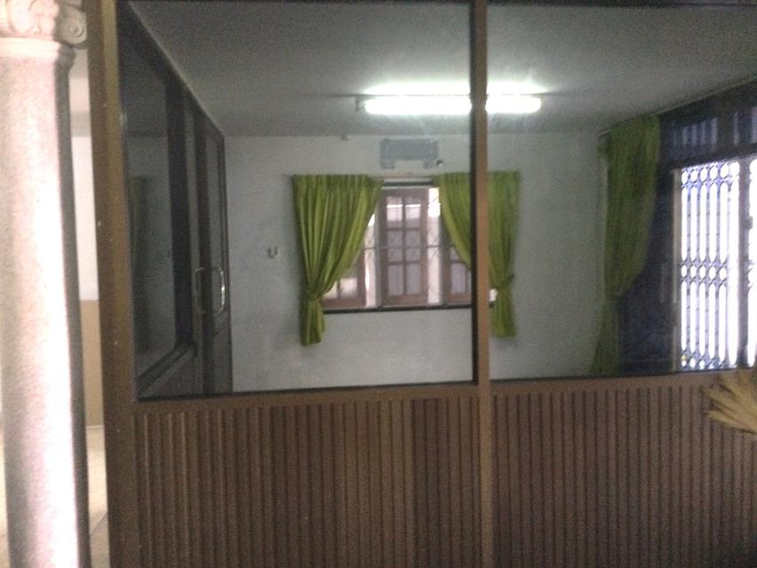[ขาย] ที่ดินพร้อมบ้านเดี่ยว 2 ชั้น 50 ตร.ว. โซนสวนตูน เมืองสงขลา น้ำไม่ท่วม พร้อมอยู่ (งานไม้สักทั้งหลัง) 4