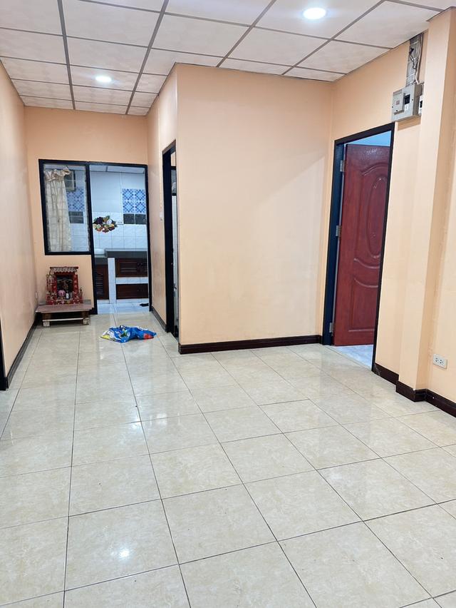 บ้านเดี่ยว 2 ชั้น หมู่บ้านประภาวรรณโฮม 1 (Praphawan Home 1) สุวินทวงศ์-มีนบุรี 7