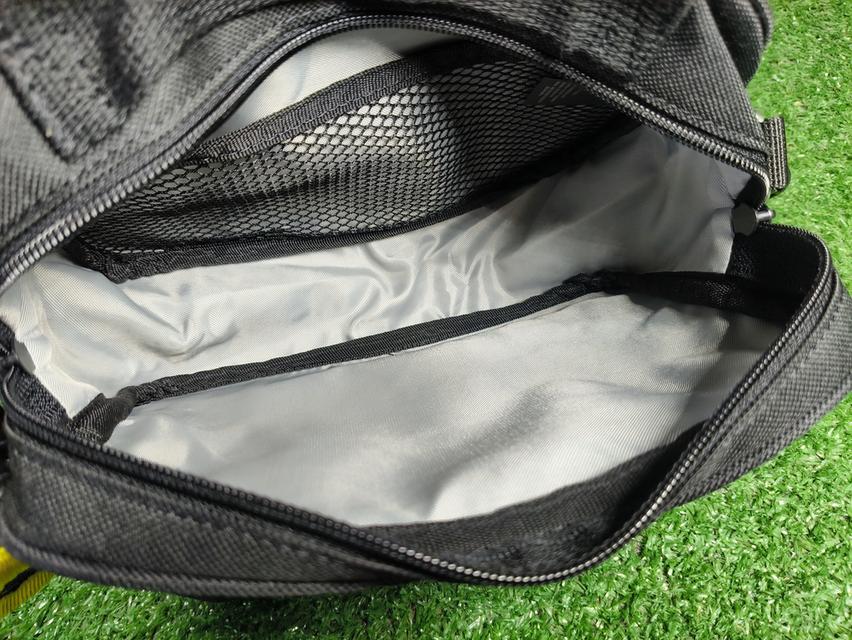 Undercross No Mountain Crossbody Bag รูปที่ 8