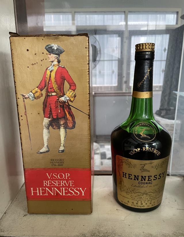 ของเก่าทรงคุณค่าสำนักสะสม