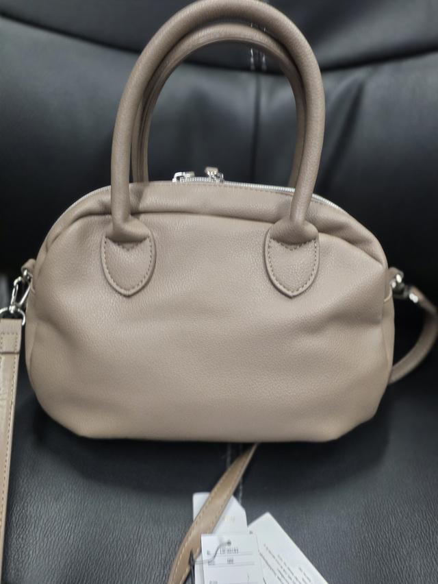 Anelloกระเป๋าสะพายไหล่ size Regular  รุ่น Legato Largo - Full Grain - LG-X0193  มือ2 ส่งต่อ สภาพดี มีร่องรอยการใช้งานบ้าง  ด้านในสะอาดส่วนด้านน รูปที่ 5