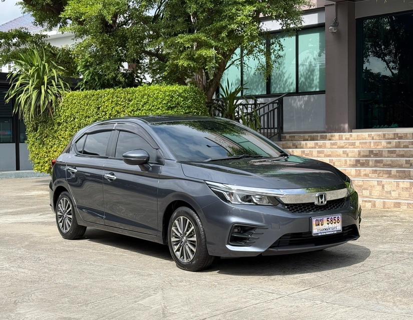 2023 HONDA CITY 1.0 TURBO SV รถมือเดียวออกป้ายแดง สภาพป้ายแดง วิ่งน้อยเพียง 18,000 กม รถไม่เคยมีอุบัติเหตุครับ