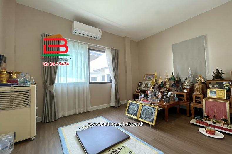 บ้านเดี่ยว 2 ชั้น เนื้อที่ 60.3 ตร.ว. โครงการ เวนิว ไอดี รังสิต-ปทุมธานี (ซอย 8) ใกล้มหาวิทยาลัยปทุมธานี ตำบลบ้านกระแชง อำเภอเมืองปทุมธานี ปทุมธานี 10