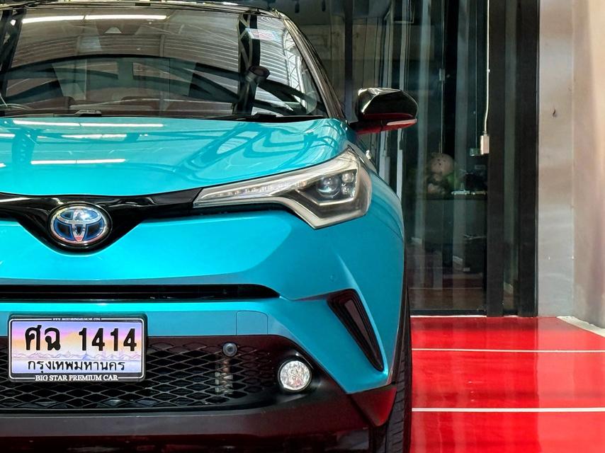 2019 TOYOTA CHR HV HI รถมือเดียวออกป้ายแดง รถวิ่งน้อย เข้าศูนย์ตามระยะ รถไม่เคยมีอุบัติเหตุครับ 7