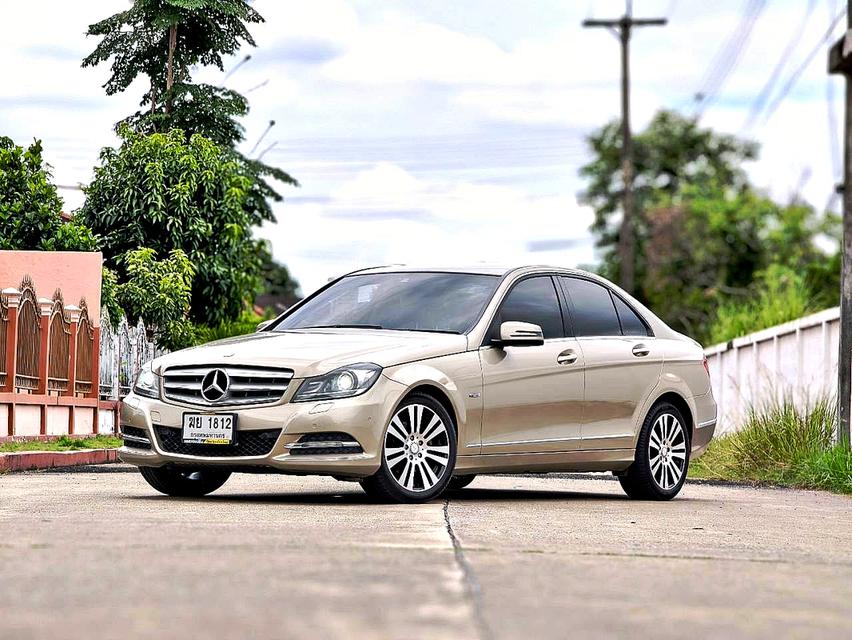 Benz 🔥 c200 cgi avantgarde w204 หรู ขับสนุก ประหยัด พร้อมไฟแนนซ์