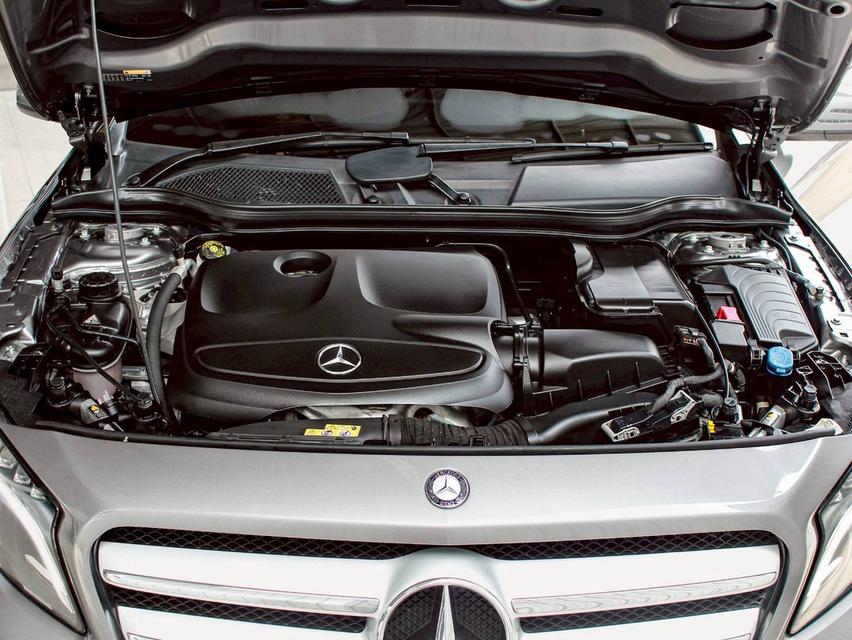 BENZ GLA-CLASS, 200  ปี 2017 โฉม W156 ปี14-20 10