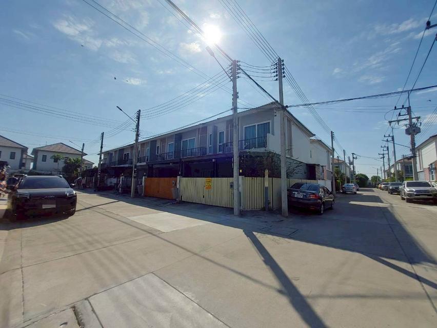 ขายบ้าน 2 ชั้น หลังมุม หมู่บ้านศุภาลัยเบลล่า ลำลูกกา คลอง 6 ใกล้ตลาดมารวย 3