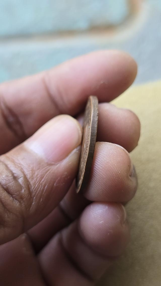 เหรียญหลวงพ่อดิ่ง วัดบางวัว 5