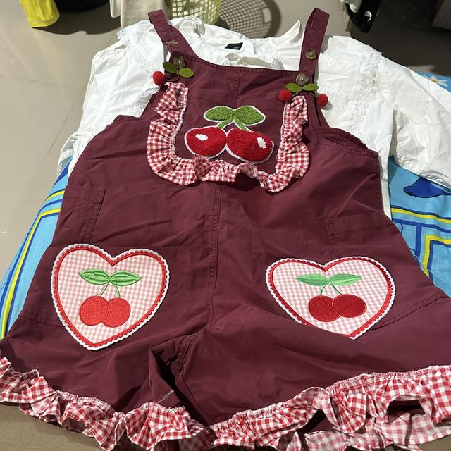 เสื้อแฟชั่นสวยๆราคาน่ารักคะ