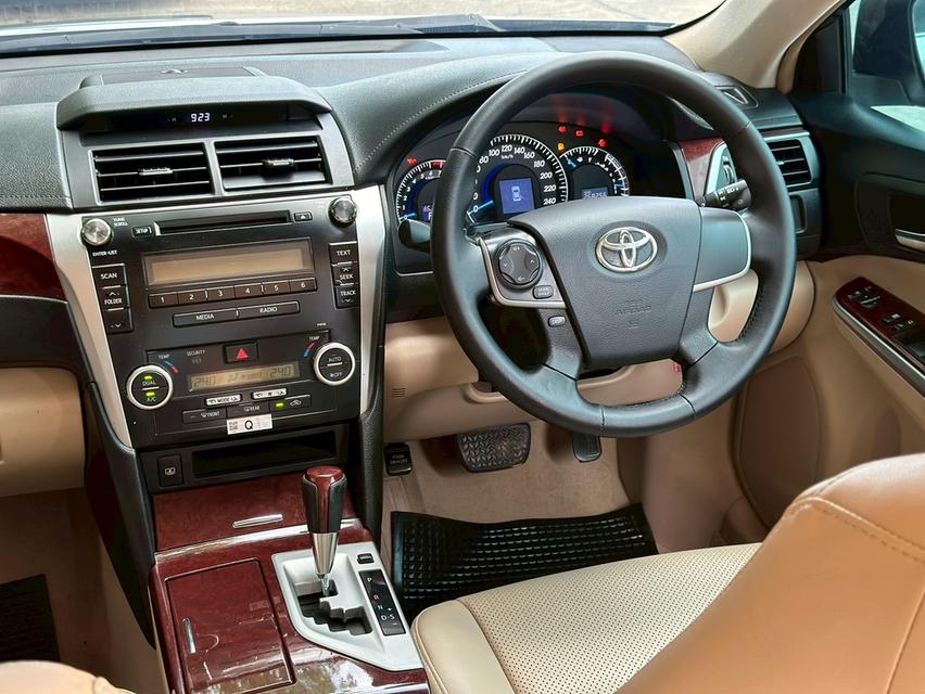 Toyota camry 2.0G AT 2013 รถบ้าน สภาพดีมาก 6
