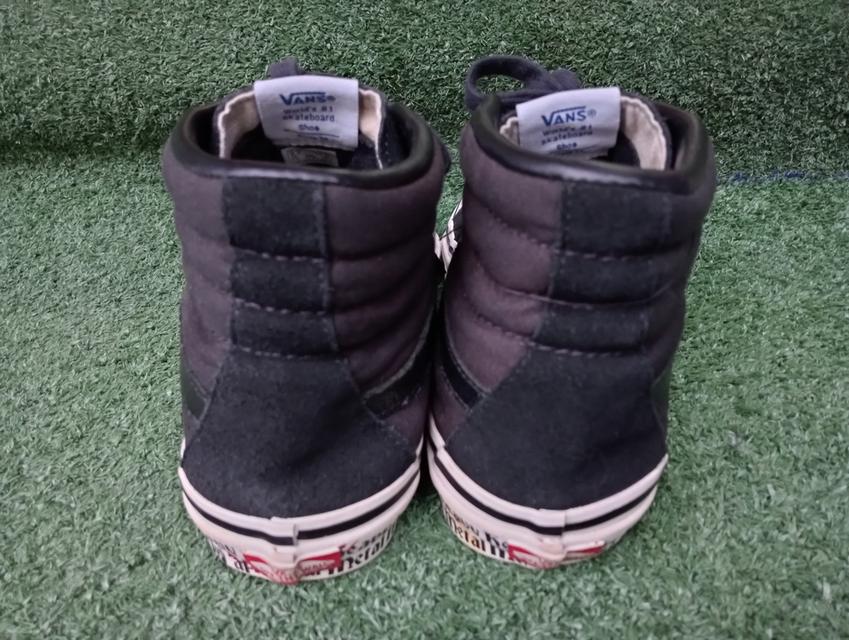 Vans ผ้าใบหุ้มข้อ มือสอง สภาพเหมือนใหม่ ส่งฟรี!