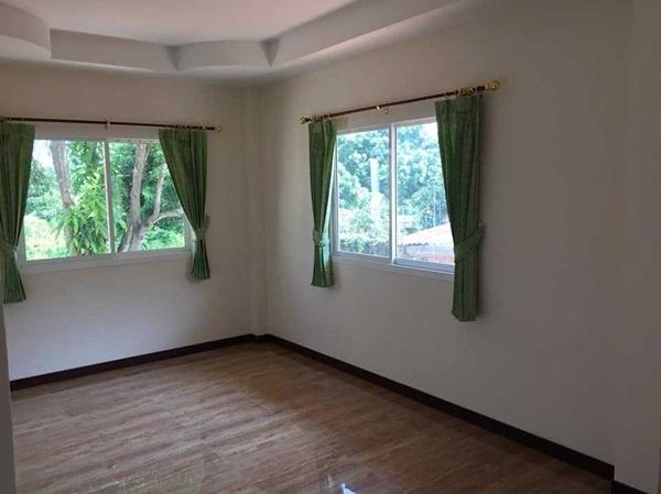 ให้เช่าบ้านเดี่ยว พื้นที่ 1 ไร่ อ.พนัสนิคม จ.ชลบุรี ใกล้ร้านสะดวกซื้อ 7/11 มินิบิ๊กซี โลตัส ซีเจ โทร 0879556066 13