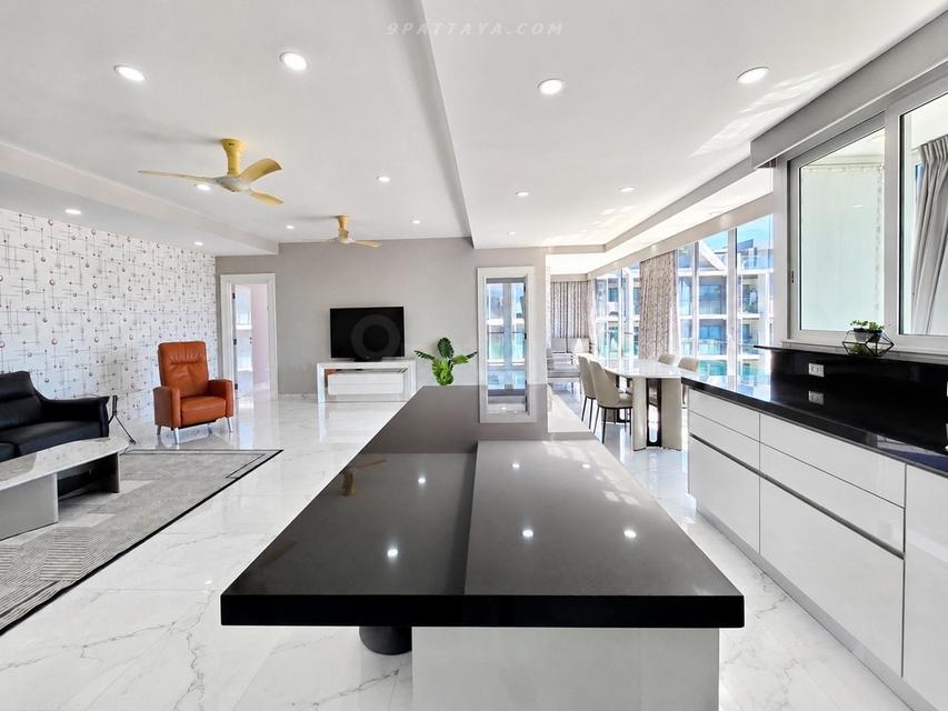 For Sale / For Rent — Spacious Condo at Tropicana Condo, Pratumnak Hill PattayaSpacious condo for sale and rent at Tropicana Condo, Pratumnak Hill 13