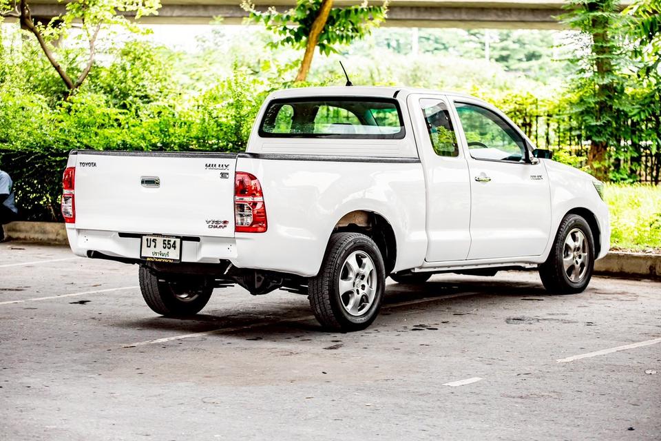 Toyota Vigo Champ SmartCab 2.5E ดีเซล เกียร์ธรรมดา ปี 2014 สีขาว