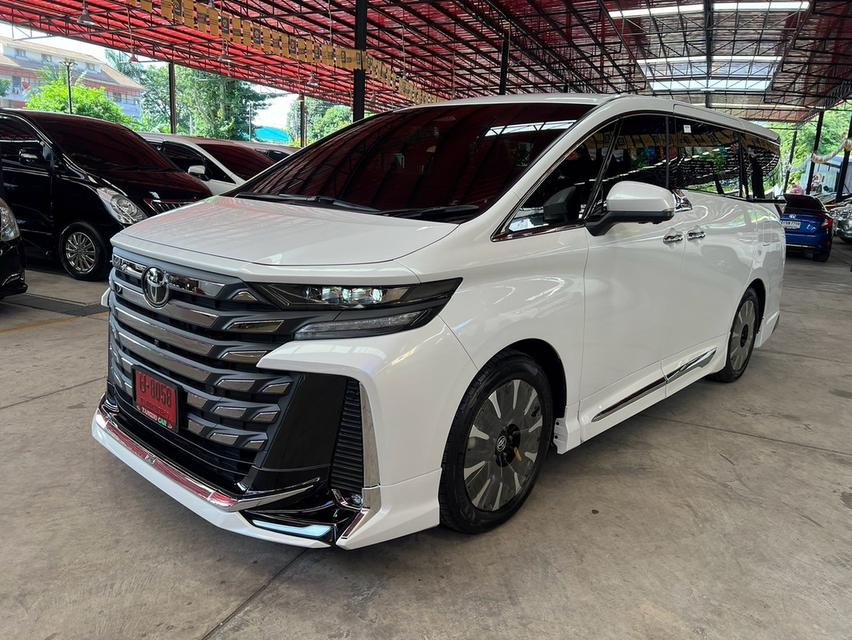 Toyota Vellfire 2.5 HEV E-FOUR VIP Executive Lounge 2024 ตัวท๊อปสุด 1