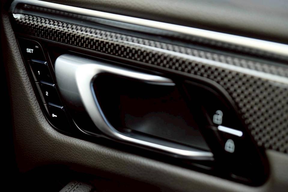 Macan 2.0 Turbo Facelift รูปที่ 15