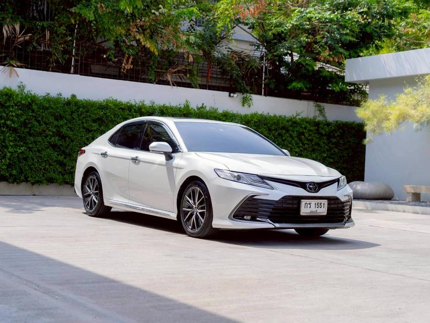 Toyota Camry 2.5Premium ปี22