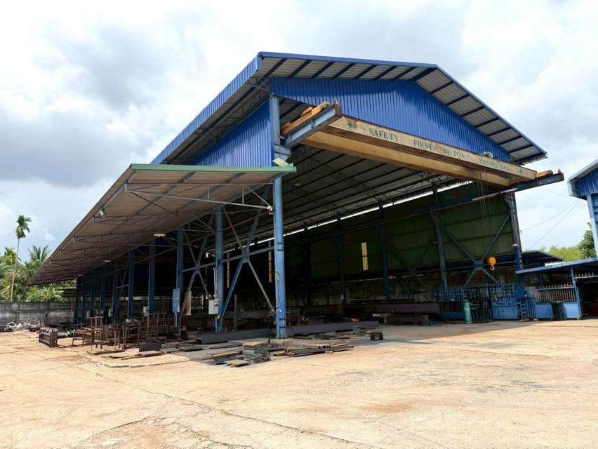 ให้เช่า โกดัง EEC สีเหลือง FA073 มีใบ รง4. Overhead crane ห้วยโป่ง ระยอง . 2470 ตรม 5 ไร่ 2 งาน 42.9 ตรว ใกล้ท่าเรือมาบต 6