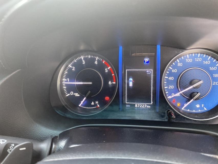 รหัสรถ KCY5799 TOYOTA FORTUNER 2.4V AUTO 4WD ปี 2021 9