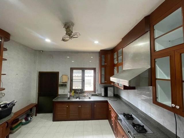 HR 10534 ให้เช่าบ้านเดี่ยว 2 ชั้น 200 ตรว. 4 ห้องนอน ลาดพร้าว 48 ย่านลาดพร้าว รัชดา ใกล้ MRT สถานีภาวนา 7