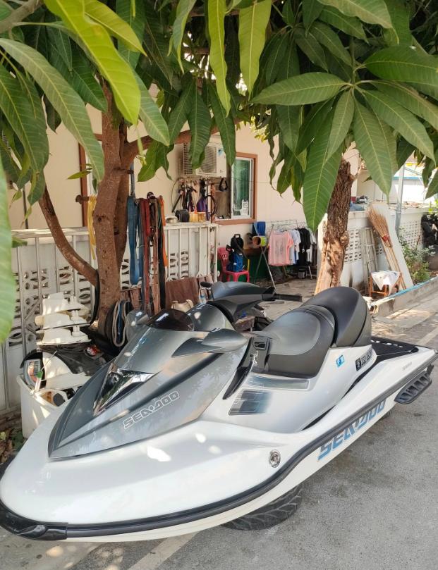 เรือเจ็ทสกี Sea-Doo GTX 155