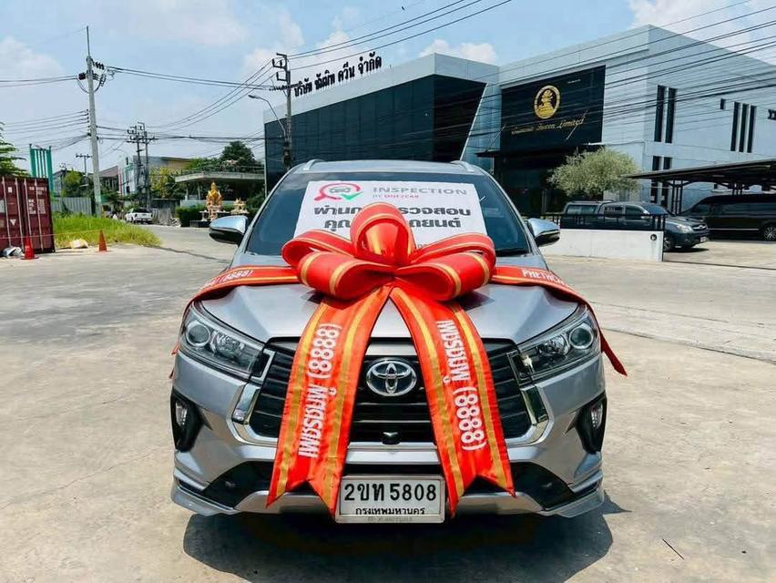 TOYOTA INNOVA CRYSTA 2.8 PREMIUM AUTO ปี 2022 ราคาถูกที่สุดในตลาด: (ได้ Innova รุ่นท็อปสุด ปี 22 ในราคาแค่นี้ คุ้มกว่านี้ไม่มีอีกแล้ว!)