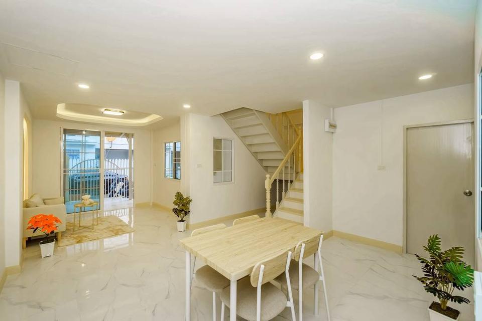 หมู่บ้านบัวทอง4 8