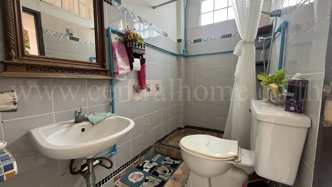 อาคารพาณิชย์ 2 คูหา ซอยแจ้งวัฒนะ 1 ทำเลดี พร้อมผู้เช่าออฟฟิศ 18