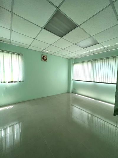 ขายโฮมออฟฟิศ 3 ชั้น 75 ตรว. ฟีนิกซ์ ปาร์ค ซอย 2 (ซ.ไอยรา 28) ต.คลองสอง อ.คลองหลวง จ.ปทุมธานี ราคา 6,800,000 บาท 16