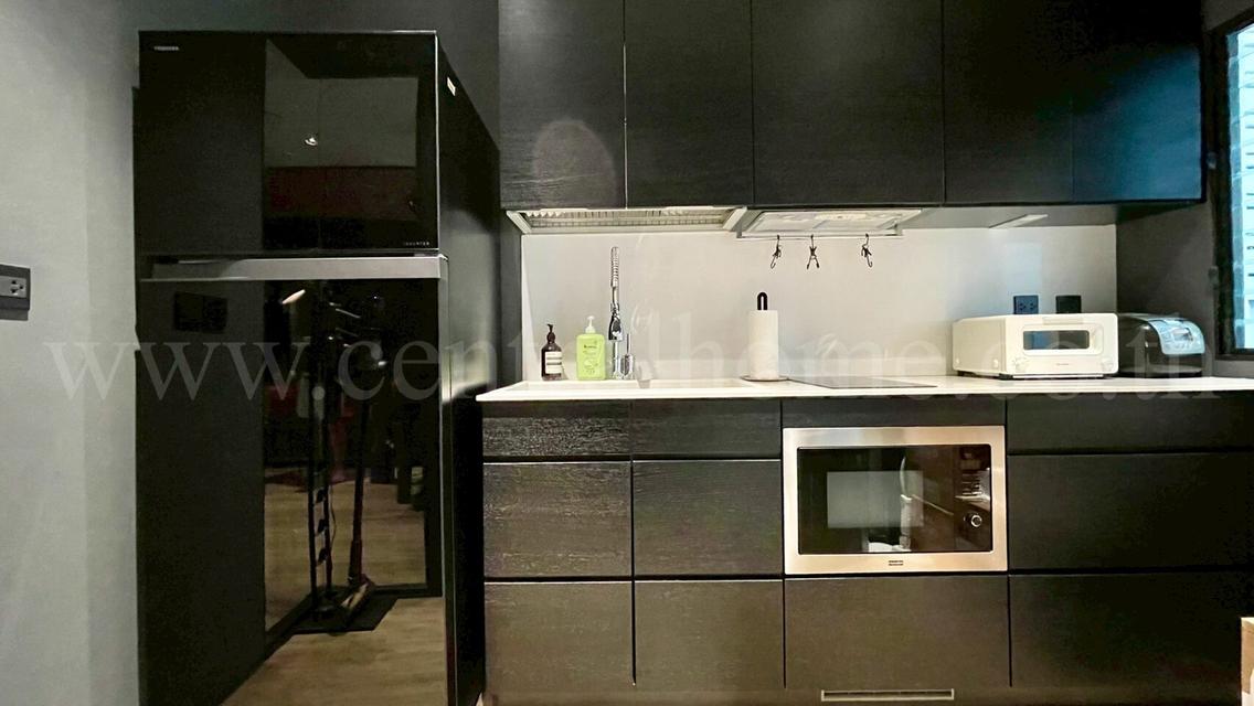 ทาวน์โฮม 3 ชั้น แลนด์มาร์ค เอกมัย - รามอินทรา ใกล้ รถไฟฟ้าสถานีมัยลาภ 6