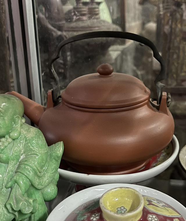 ปั้นชาจีนเก่า กาชงชาอี๋ซิง จื่อชา ใบใหญ่ กาน้ำชาจีนโบราณ Yixing Teapot