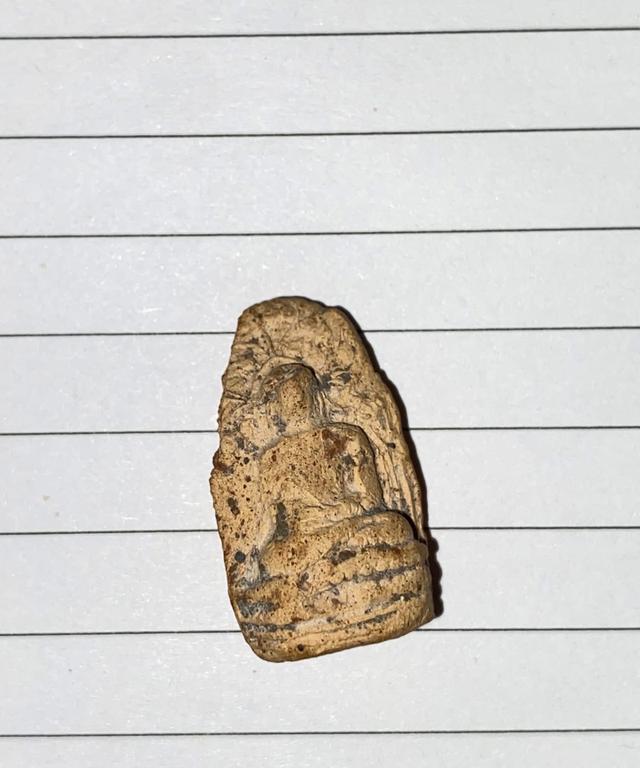 พระคงลำพูนกรุเก่าพันปี รูปย่อยที่ 4