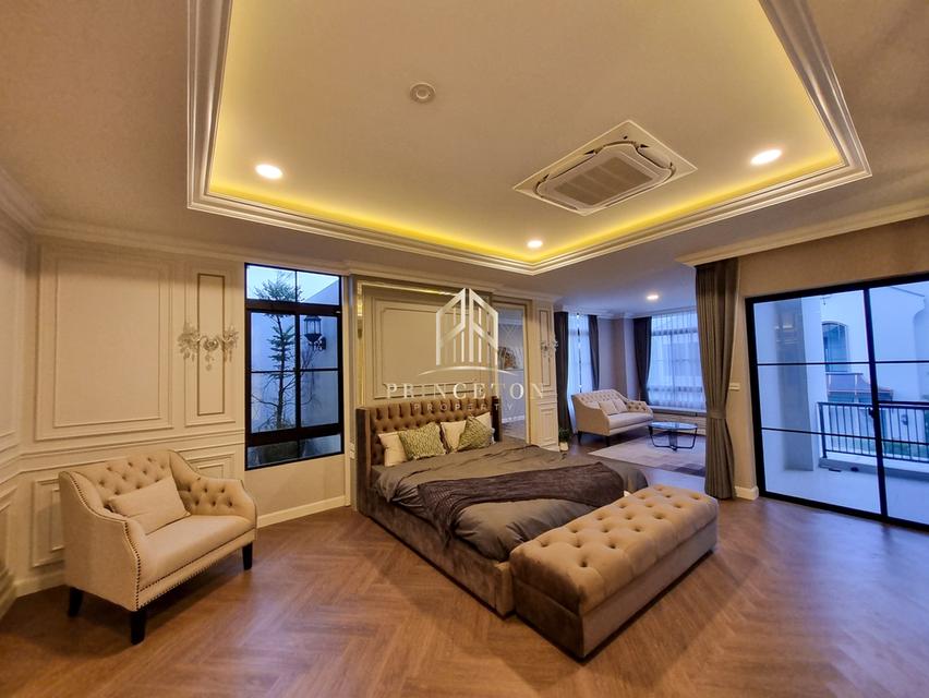 Luxury House For Sale or Rent Nantawan Rama 9 New Krungthep Kreetha 11
