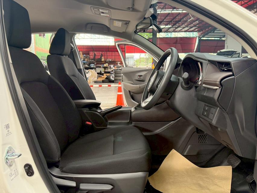 TOYOTA Yaris Ativ 1.2 Sport ปี 2025 ป้ายแดง 12