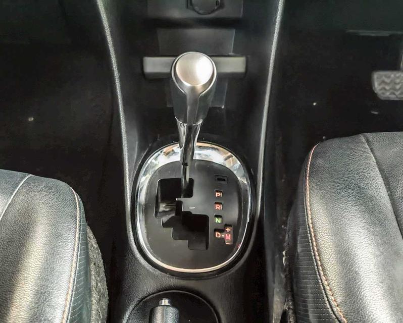 2016 TOYOTA SIENTA 1.5V 8
