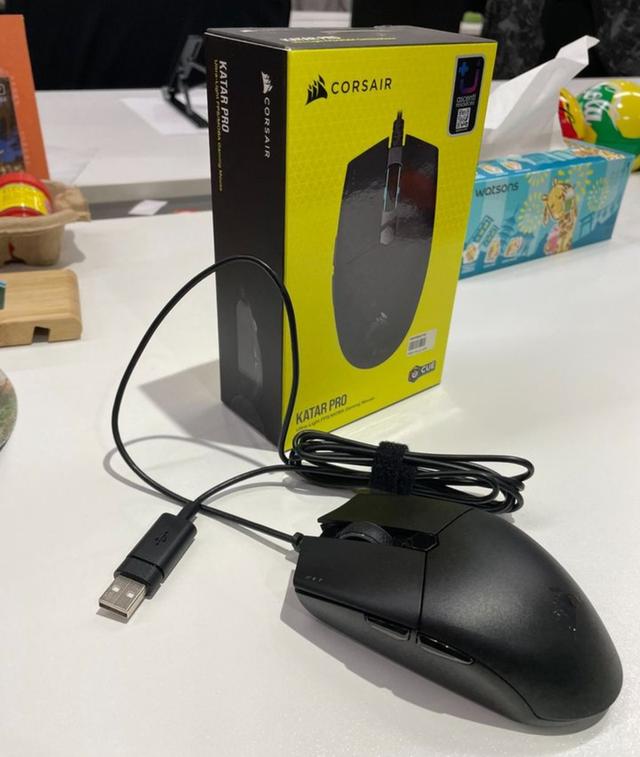 CORSAIR KATA PRO GAMING MOUSE 4