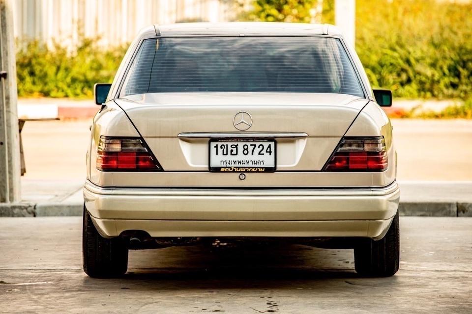 Benz e220 ปี1995 รหัส GT8724 8