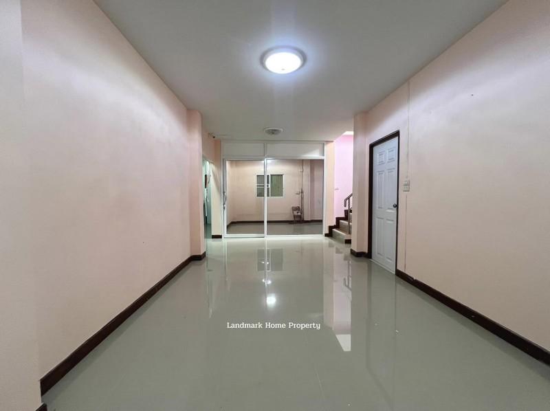 LM25-0175 ขายบ้าน 2 ชั้น อรุณทอง6 เพชรเกษม หนองแขม เนื้อที่ 38.2 ตรว 4 นอน 2 น้ำ ใกล้เดอะมอลบางแค 3