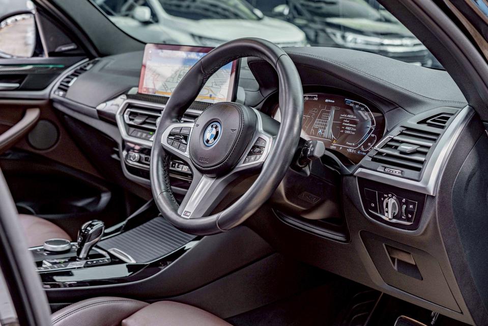 รหัสรถ NP970 รุ่นรถ : BMW X3 XDRIVE30e M SPORT ปีรถ : 2022 11