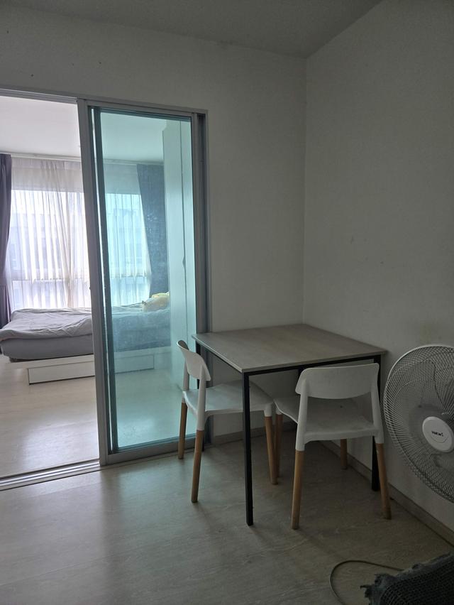 ขาย คอนโด เดอะ คิทท์ พลัส พหลโยธิน – คูคต - ขายห้องพร้อมผู้เช่า 1.25 ล้านบาท (ค่าโอนคนละครึ่ง) *** บาทหมดสัญญา ธ.ค.69*** รายละเอียด - ชั้น 8 อาคาร A 5